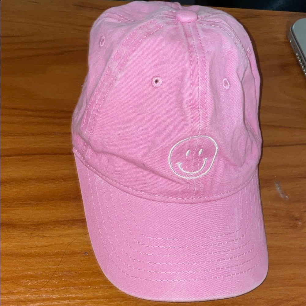 Pink Smiley Face Cap ajustable